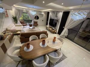 5 bedroom House for shortlet Banana Island Ikoyi Lagos