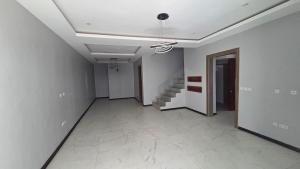 5 bedroom Flat / Apartment for sale Lekki Phase 1 Lekki Lagos