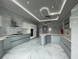 5 bedroom Flat / Apartment for rent Ikoyi Lagos