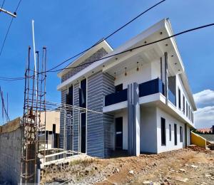5 bedroom House for sale Medina Gbagada Lagos