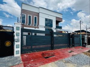 5 bedroom House for sale Gbagada Lagos