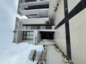 5 bedroom House for sale Ikota Ikota Lekki Lagos