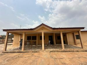 6 bedroom House for sale Oba Ile Akure Ondo