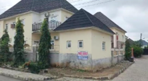 6 bedroom House for sale 6th Avenue Gwarinpa Abuja