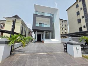 6 bedroom House for sale Ikota Lekki Lagos