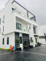 6 bedroom House for sale Iyaganku G.r.a By Jagz Hotel Opp Tennis Club Ibadan South - West Oyo