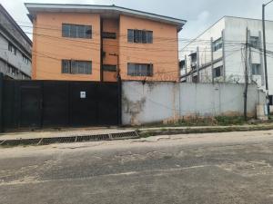 3 bedroom Flat / Apartment for rent  Coker Road Ilupeju Lagos