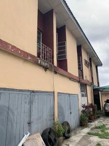 4 bedroom House for rent Obanikoro Shomolu Lagos