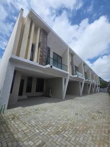 4 bedroom House for sale Thomas estate Ajah Lagos