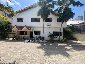 7 bedroom House for rent Victoria Island Lagos