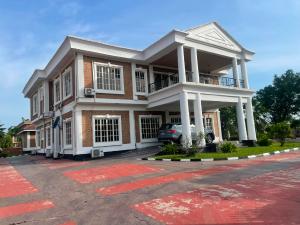 7 bedroom House for sale Eleko Ibeju-Lekki Lagos