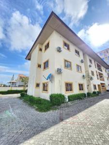 3 bedroom House for rent Lekki Phase 1 Lekki Lagos