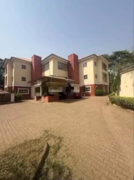 8 bedroom House for rent Main Maitama Abuja