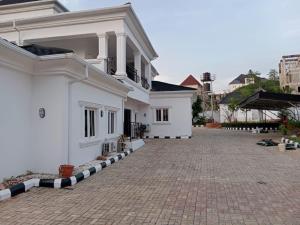 8 bedroom House for sale Gwarinpa Abuja