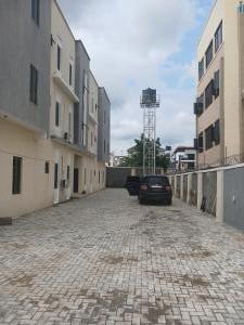 3 bedroom Flat / Apartment for rent Off Ameyo Adadevoh Road. ( Video Is Available) Jahi Abuja
