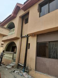 House for sale Off Alhaja Agbeke, Marcity Bustop, Ago palace Okota Lagos
