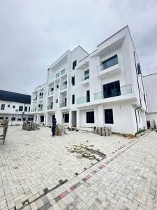 2 bedroom House for rent VGC Lekki Lagos