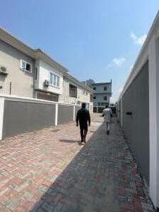 3 bedroom House for rent Road 6, Lekki Scheme 2 Lekki Scheme 2 Ajah Lagos
