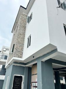 2 bedroom House for rent Ilasan Lekki Lagos