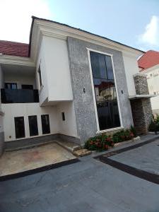 4 bedroom House for sale Diplomatic Zone, Guzape Abuja