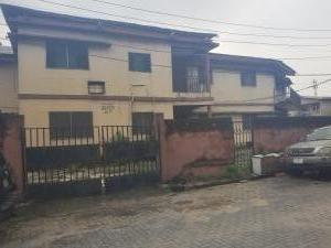 House for sale Falolu Street,off Ogunlana Drive Surulere Lagos
