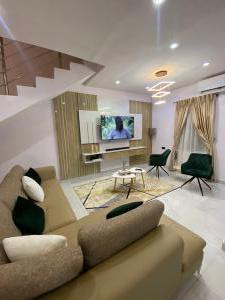 2 bedroom House for shortlet Ikolaba Gra Bodija Ibadan Oyo