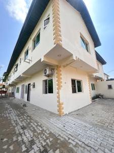 2 bedroom House for rent Agungi Lekki Lagos
