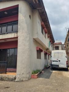 8 bedroom House for sale Toyin Oworonshoki Gbagada Lagos