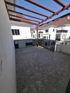 5 bedroom House for sale Main Guzape Guzape Abuja