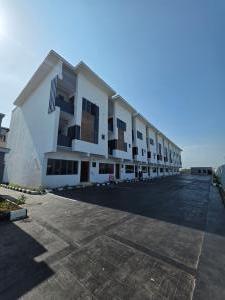 10 bedroom House for rent Lekki Phase 1 Lekki Lagos