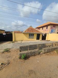 Land for sale Eleyele Ologuneru Main Road Ibadan Oyo