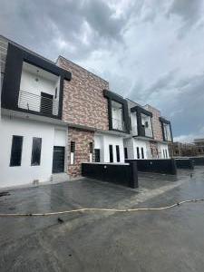 2 bedroom House for sale Ajah Lagos