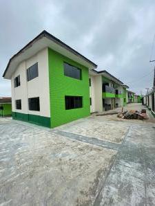 4 bedroom Commercial Property for rent Iwo Road Ibadan North -East Oyo