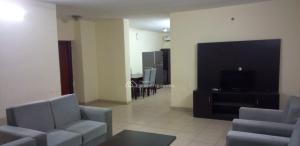 3 bedroom Flat / Apartment for rent Off Mobolaji Bank Anthony Way, Onigbonbo, Ikeja, Lagos Ikeja Lagos