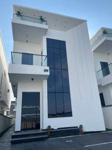 5 bedroom House for sale Chevron Drive, Hampton Lake Estate, Alternative Route chevron Lekki Lagos