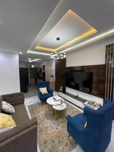 3 bedroom Flat / Apartment for shortlet Off Ogunlana Drive Ogunlana Surulere Lagos