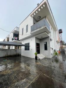 4 bedroom House for rent Ikota Lekki Lagos