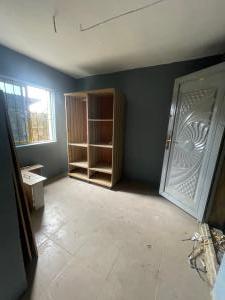 1 bedroom Flat / Apartment for rent Mafoluku Oshodi Lagos