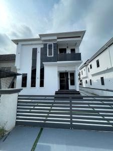 5 bedroom House for sale Sapphire Gardens Estate Awoyaya Ajah Lagos