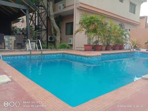 5 bedroom Flat / Apartment for shortlet Awuse Estate Opebi Ikeja Lagos