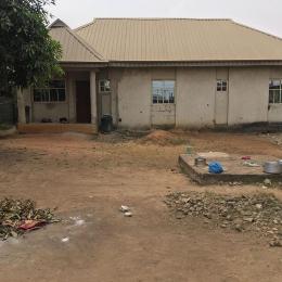 3 bedroom House for sale Olagunju Street Orilowo Ejigbo Lagos