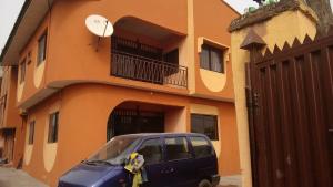 3 bedroom Flat / Apartment for sale Akintunde Cole Close Ago palace Okota Lagos