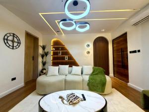 2 bedroom Flat / Apartment for shortlet Lekki Lagos