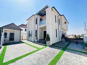 4 bedroom House for sale  Lokogoma Abuja