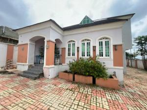 5 bedroom House for sale Pearl Street, Arapaja Estate, Oluyole, Ibadan. Oluyole Oyo