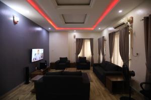 3 bedroom Flat / Apartment for shortlet Toyin street Ikeja Lagos