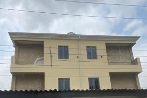 1 bedroom Flat / Apartment for sale Adekunle Yaba Lagos