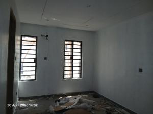 2 bedroom Flat / Apartment for sale Gated Street Onike Yaba Lagos