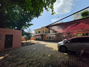 Land for sale Ademola Adetokunbo Victoria Island Lagos