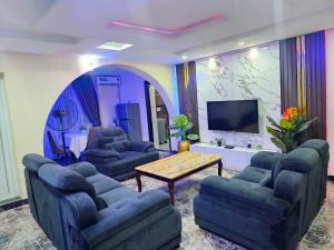 3 bedroom House for shortlet Toyin street Ikeja Lagos